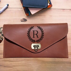 Cartera personalizada para mujer, cartera con monograma personalizado, cartera con inicial de cuero de caballo, cartera para el día de la madre, regalo de cumpleaños para mujer, regalo único para madre