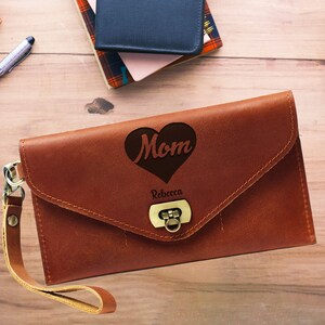 Cartera personalizada para mamá, cartera personalizada para mujer, cartera para el día de la madre, cartera grabada para mujer, regalo único para el día de la madre, regalo de cumpleaños para madre