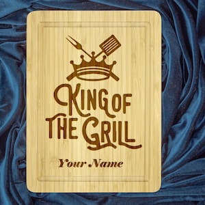 Personalized King of the Grill Cutting Board, Gift for Grandpa, Gift for Husband, Custom Steak Board, Serving Board, BBQ Gift, Gift for Dad