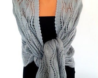 Liefdescadeau: zilvergrijze handgebreide stola met glitters, zilveren gehaakte sjaal, kanten omslagdoek, avondsjaal, herfst/wintercadeau voor haar, grijze sjaal