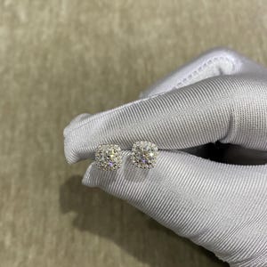 100% Authentic Stunning halo Moissanite stud earrings square  brillant cut style 925 silver, VVS1 clarity, Diamond tester Approved.