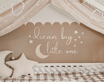 Dream big little one, wall decoration, nursery decor, moon and stars, baby room, Babyzimmer, Schriftzüge, Träume groß kleines Wunder, Mond