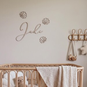 Personalisiertes Namensschild Holz, Babyzimmer Name Schriftzug, Muscheln Kinderzimmer Deko Mädchen, Holzbuchstaben Wand, Surfen