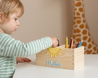 Personalisierter Stiftehalter Holz Schreibtisch Organizer mit Namen, Gravur Stiftebecher zur Einschulung, Geschenk für Schulkinder
