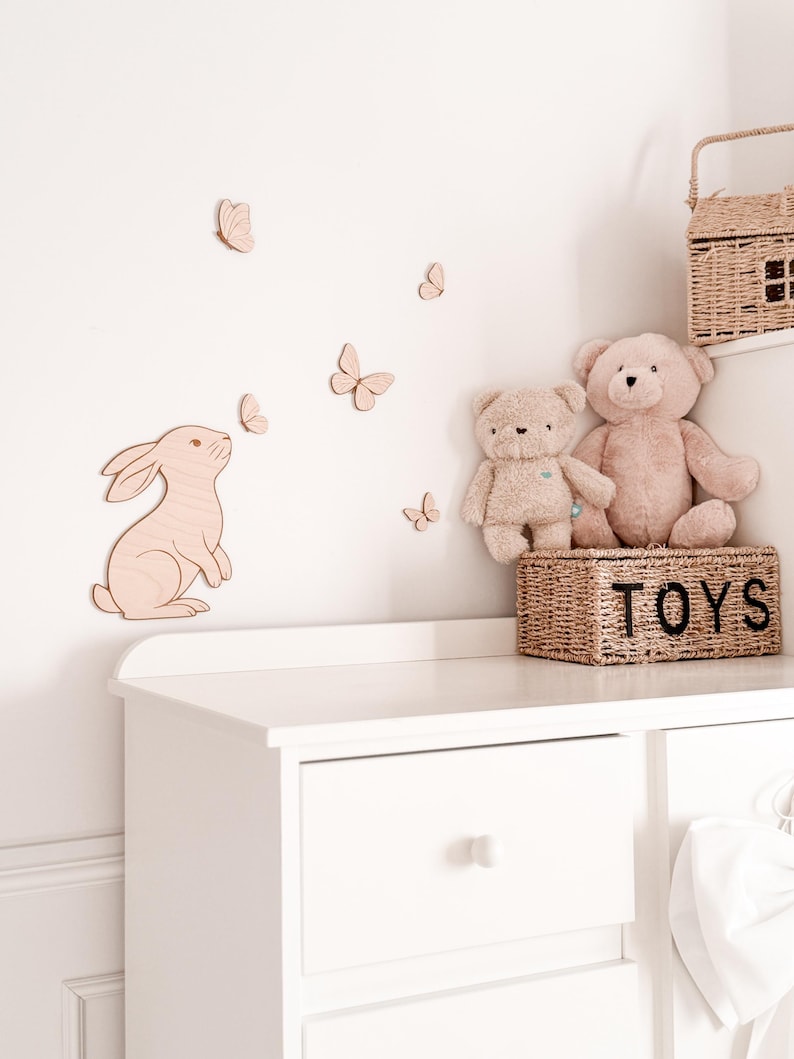 Hase mit Schmetterlingen, Babyzimmer Wanddeko, Schmetterlinge, Wall Decoration, Bunny with butterflies, Nursery Wall Art, Kinderzimmer image 2