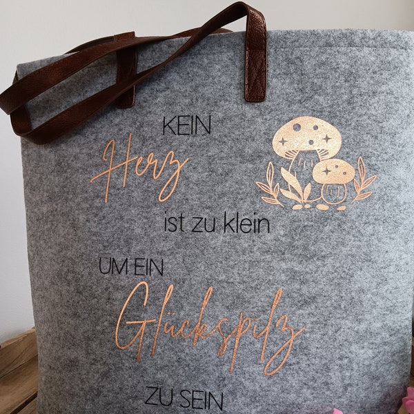 Filz Tasche mit Spruch Glückspilz Shopper Ledergriff Bronze hellgrau