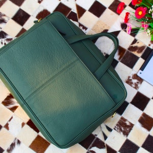 Echte leren laptoptas, 14 inch laptopvak, smaragdgroene kleur, verstelbare schouderriem, aktetas, verjaardagscadeau voor hem