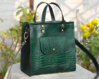 Wrist Bag Women , Crocodile Design , Emerald Green , Genuine Leather , Crossbody strap , valentines day gift for her, mothers gift
