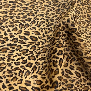 Pelle di mucca con pelo su pelle, stampa leopardata, spessore 1,0 mm, (pelle media 15-20 piedi quadrati)