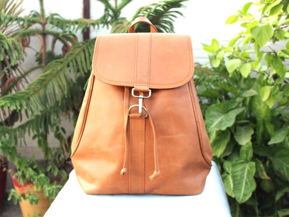Vintage Style Leather Backpack: Tan Cow Napa Travel Bag - Etsy display picture 2