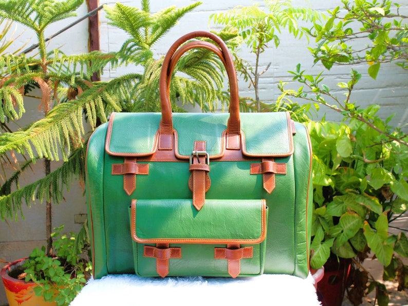 Green Leather Weekend Bag, Stylish Travel Bag bild 1