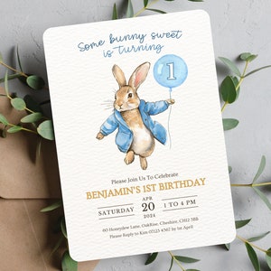 Modelo de convites para o primeiro aniversário do Peter Rabbit, cartão de convite do Peter Rabbit, convites de Páscoa, convite para festa temática do Peter Rabbit, para meninos