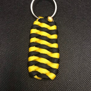 Gold & Black 911 Dispatcher Paracord Keychain