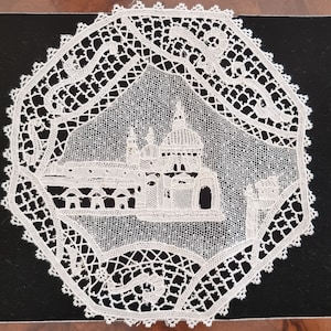 Basilica di San Marco in bianco - Venezia - Merletto di Burano fatto a mano