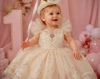 Vestido de lujo para el primer cumpleaños de una niña, vestido de cumpleaños de alta costura personalizado, vestido de princesa color marfil y dorado, vestido para la sesión de fotos con pastel, vestido de fiesta real.