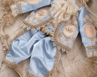 Conjunto de lujo de príncipe para cumpleaños de niños: traje azul de príncipe para bebé, atuendo real para el primer cumpleaños, conjunto para bebé niño inspirado en un príncipe, sesión de fotos con pastel.