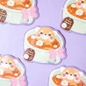 Gänseblümchen Tee Roter Panda Vinyl | Holographische Journal Aufkleber, Kawaii OC Planner Sticker für Hobonichi, Bullet Journal, Cute Holo Sticker Set