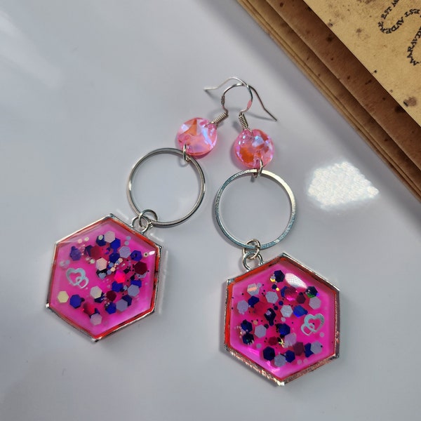 Longues boucles d'oreilles résine flashy