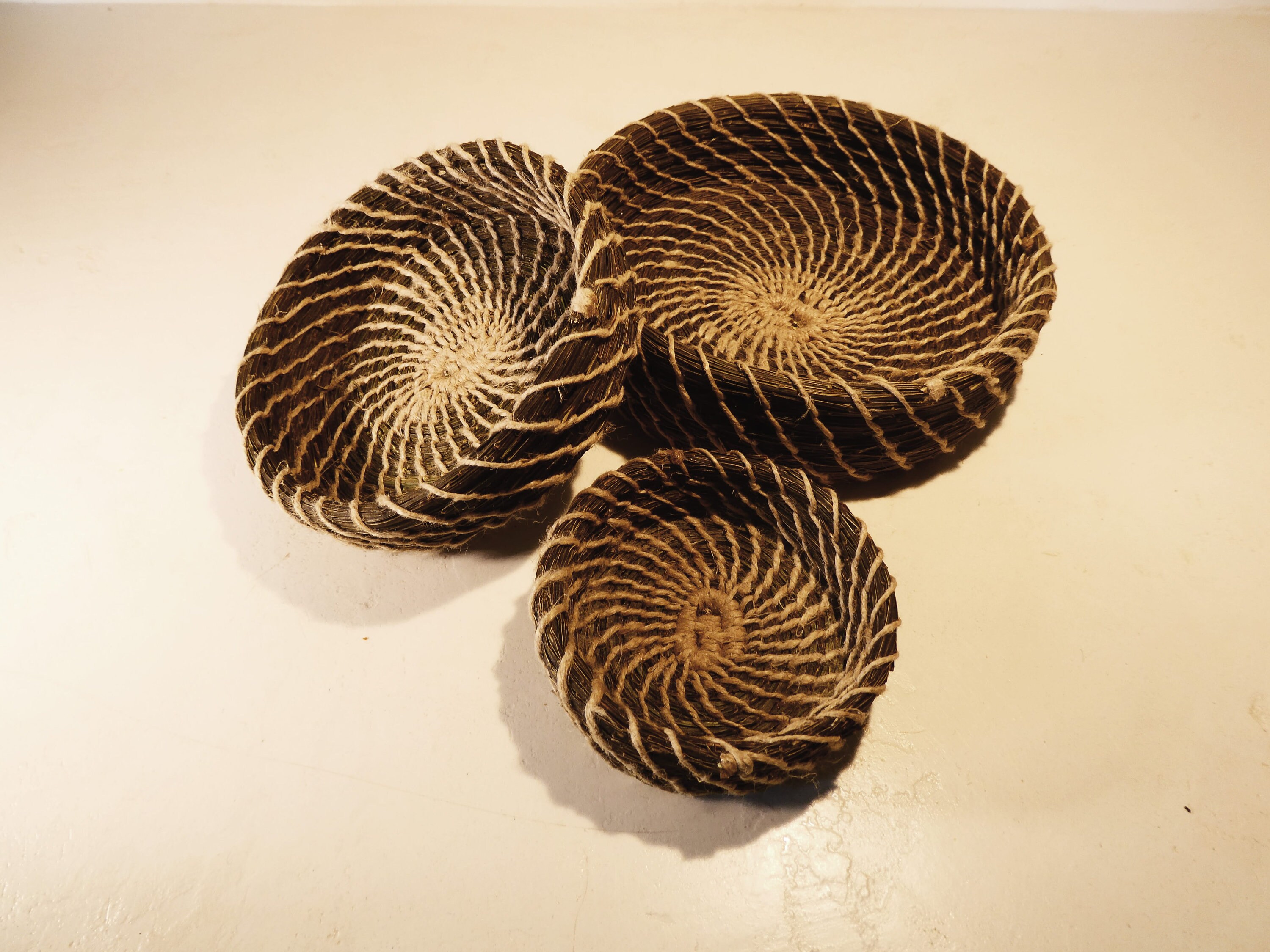 Coupelles en Vannerie Spiralée Cousue, Fabriqué Anjou, Produit 100% Naturel