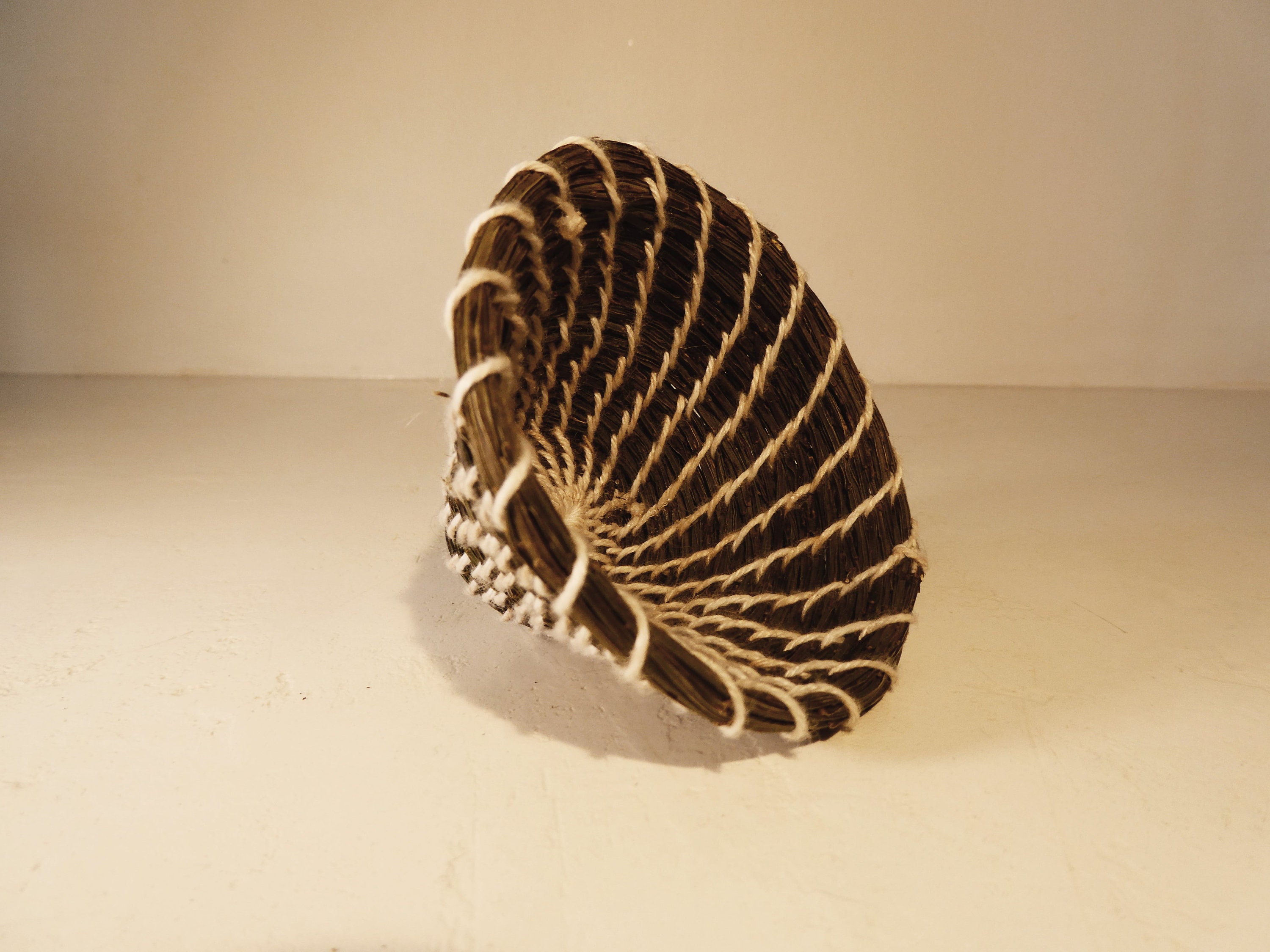 Mini Coupelle en Vannerie Spiralée Cousue, Fabriquée Anjou, 100% Naturel