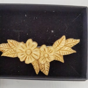 Walnut hair clip