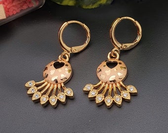 IHRSchein | Wunderschöne neueste Trendy Weiß Zirkon Stein besetzt Rose Gold Hohl Herz Fan baumeln und Drop hochwertige leichte Ohrring