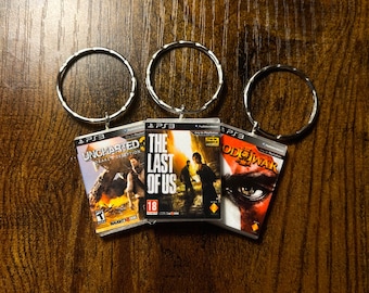 Miniature PS3 Game Keyring | ANY Game You Like | Retro Keyrings | Gamers Keyrings | Birthday Party Bags | Stocking Fillers Keychain Toys