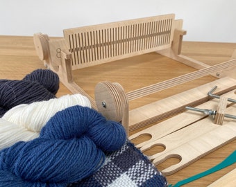 Rigid heddle loom, scarf weaving kit - learn to weave with this loom, accessories, yarn and instructions to weave a beautiful wool scarf.