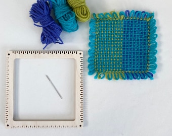 Pinloom without pins, potholder mini pinloom, learn to do speedy quick weaving on the reusable portable loom with yarn and instructions.