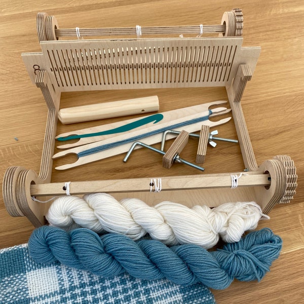 Rigid heddle loom, cowl weaving kit, learn to weave with this loom, accessories, yarn and instructions - create a beautiful wool snood scarf