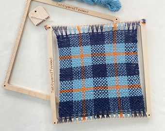 Tartan Weaving Loom Craft Kit: Square Frame, British Wool Yarn