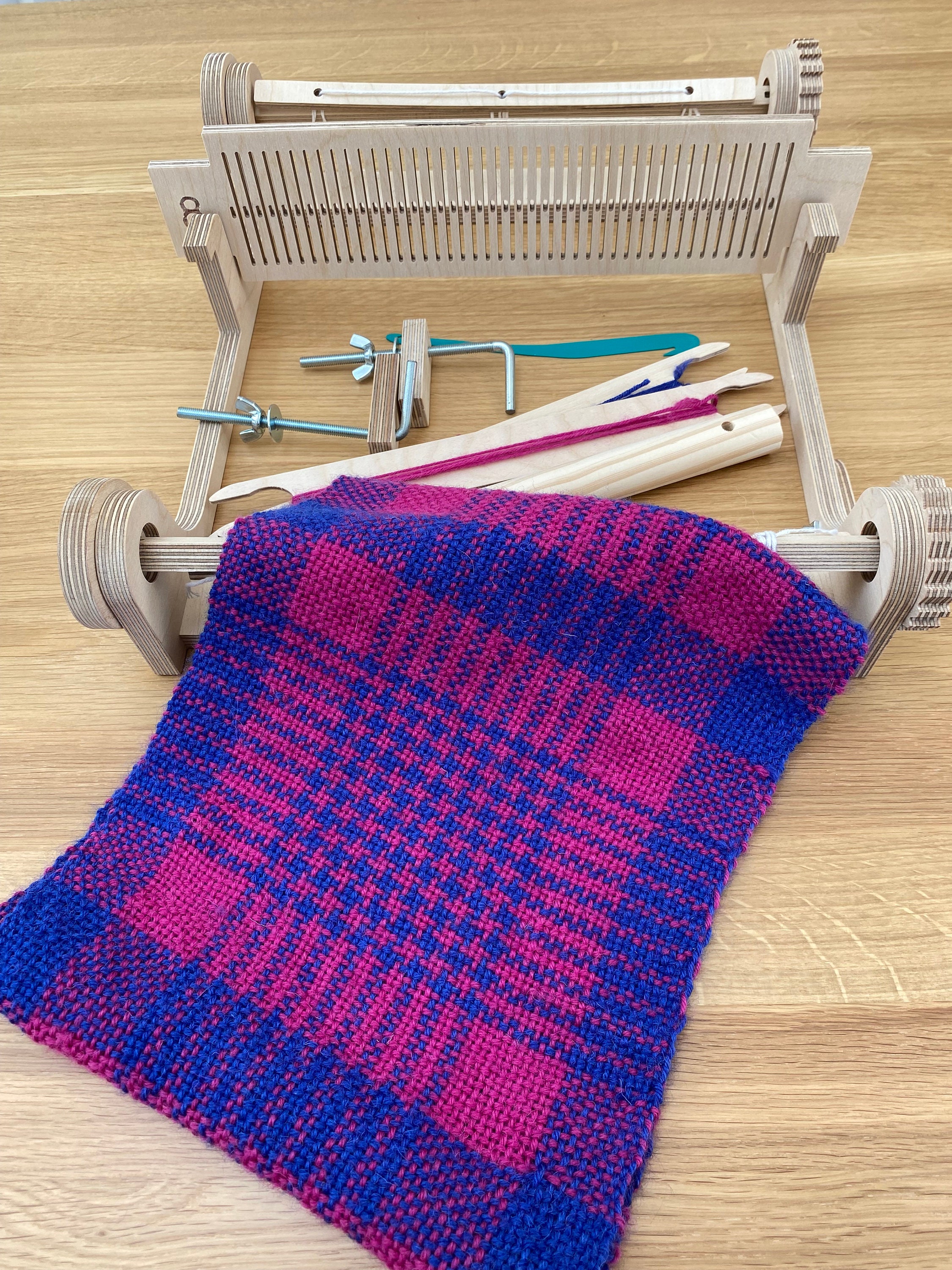 Weaving Looms, Threads, Parts and Accessories - The Good Yarn