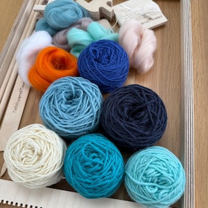 Large frame loom weaving kit, perfect learn to weave beginner kit. Includes assembled loom, accessories, British wool and merino fibres.