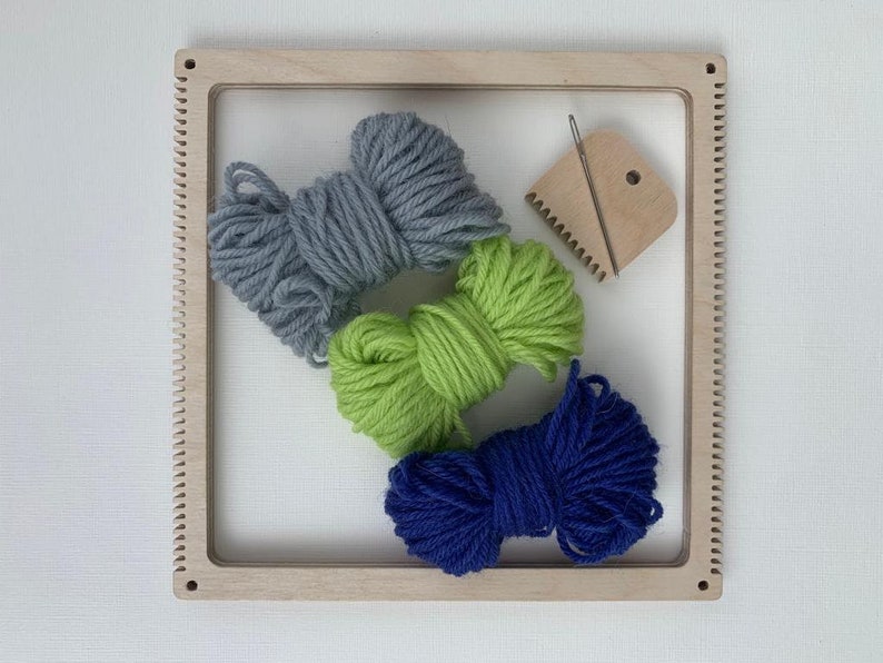Square loom weaving kit with grey, lime and blue yarn