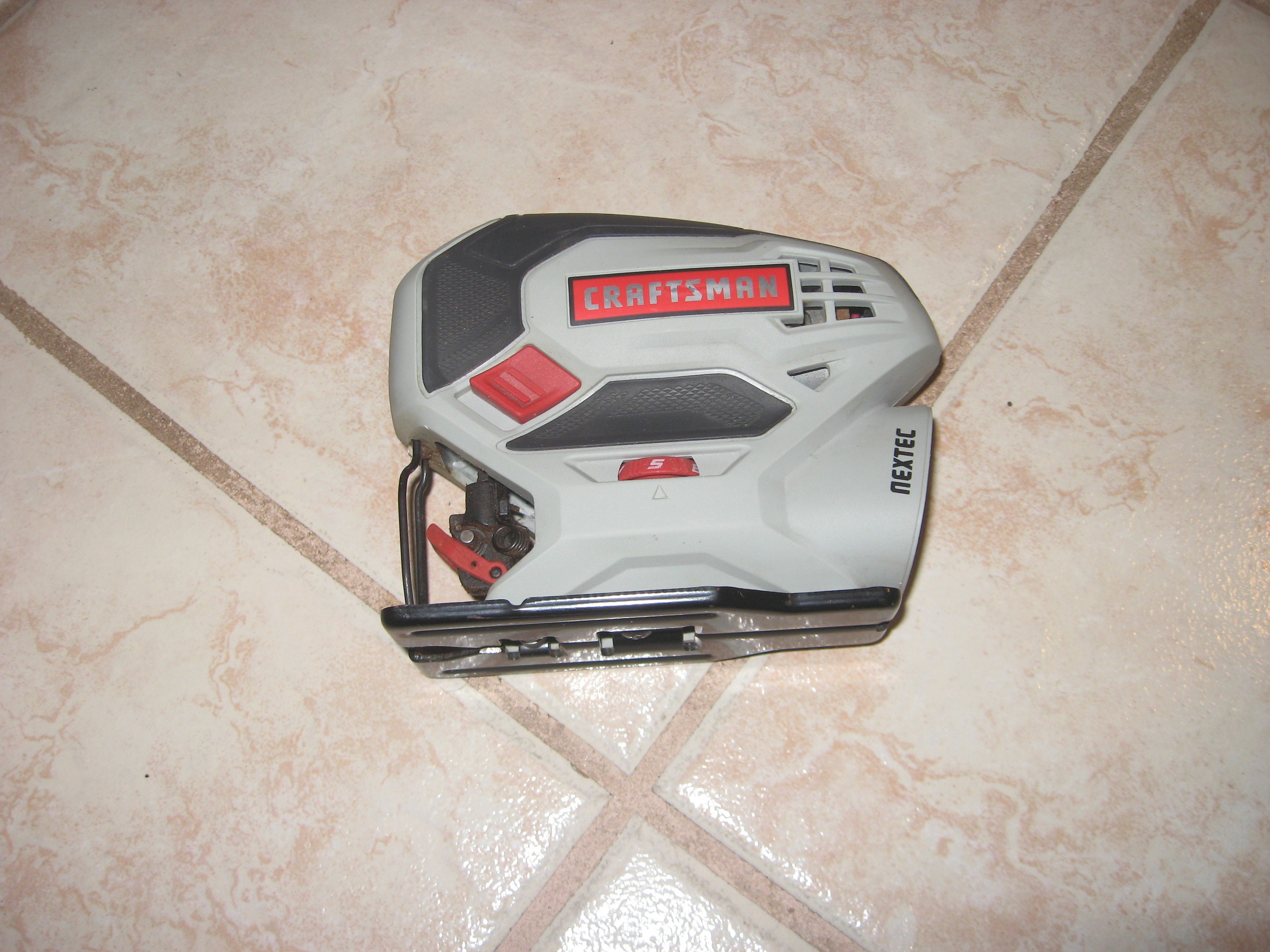 Craftsman Nextec 12v Lithium-lon Compact Mini Palm Jigsaw
