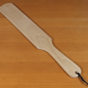 Classic Hardwood Paddle (Oak/Beech) - 16&quot; (40 cm) (US duty paid)