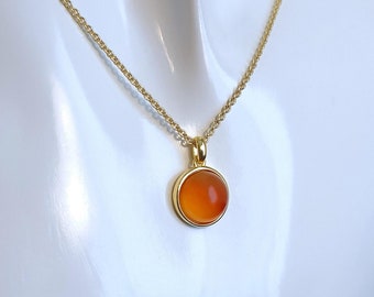 Natural Carnelian Pendant - Carnelian Pendant with Necklace - Anchor Chain 45 cm Long - Red Gemstone Pendant - Round Carnelian Cabochon