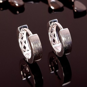 Hoop earrings - silver hoop earrings - folding hoop earrings - hinged hoop earrings - matte hoop earrings - matte hoop earrings - narrow hoop earrings - hoop earrings made of 925 silver