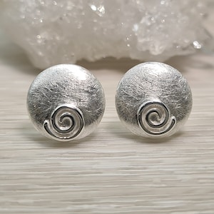 Spiral earrings - Stud earrings - Silver earrings - Snail earrings - Silver earrings - Matted earrings - Polished earrings - 925