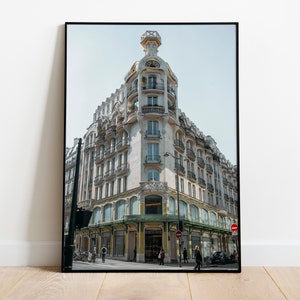 Paris street photo print,Paris city wall art,Printable Paris Art,France photography,French architecture poster,digital download,Paris Travel