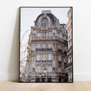 Paris street photo, Parisian building print, Architecture poster, France photography ,Paris city printable wall art,Instant Download