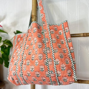 Gesteppte Baumwolle handbedruckt reversibel groß weich orange Floral Einkaufstasche umweltfreundlich nachhaltig robust Lebensmittelgeschäft Einkauf handgemachte Kunst Boho
