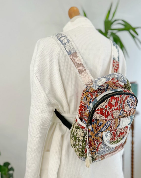 Quilted Cotton Handprint Mini Cute Multi Patch Backpack  display picture 1