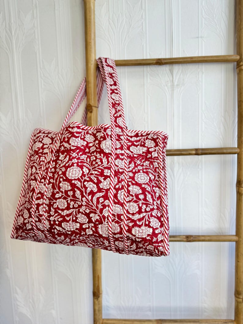 Red - Handcrafted Quilted Cotton Hand Bag 63