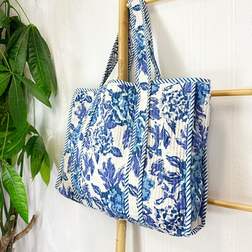 Grand sac fourre-tout en coton matelassé gingko blanc bleu et empreinte de main, réversible à fleurs, respectueux de l'environnement, robuste, fait main