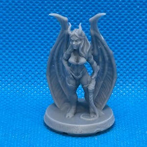 Succubus, Demon, 28mm miniature, Dungeons and Dragons, EC3D
