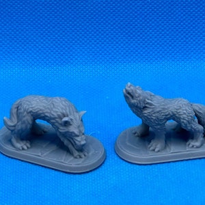 Wolf, Wolves, 28mm miniature, Dungeons and Dragons 1&quot;x2&quot;