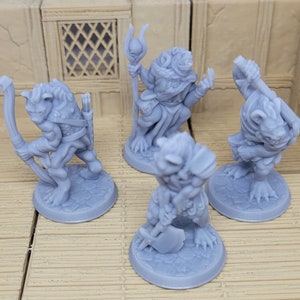 Gnolls, Set of 4 28mm, Dungeons and Dragons miniatures