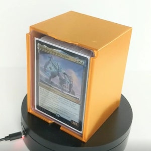 Commander Deck Box - Metallic Gold