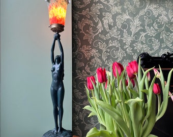 Lamp in the shape of a naked Aphrodite holding a lily and a lampshade - made in the 70s in the style of Art Deco